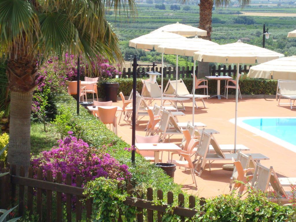 Tenuta Colle Degli Ulivi سيباري الغرفة الصورة