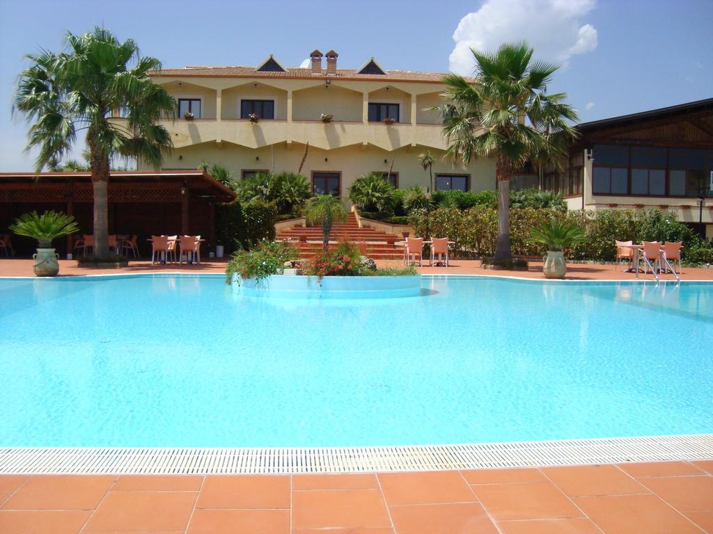 Tenuta Colle Degli Ulivi سيباري المظهر الخارجي الصورة